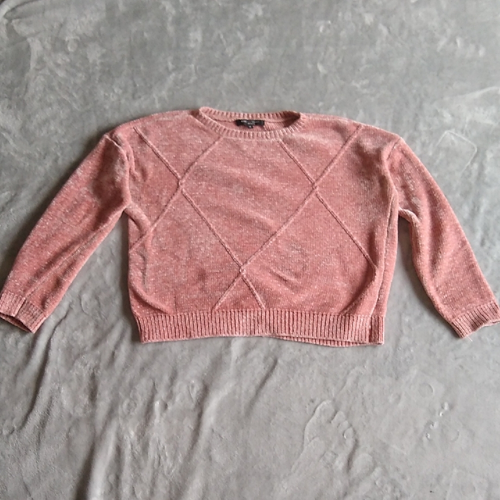 Romeo & Juliet Couture Blush Crew Neck Sweater